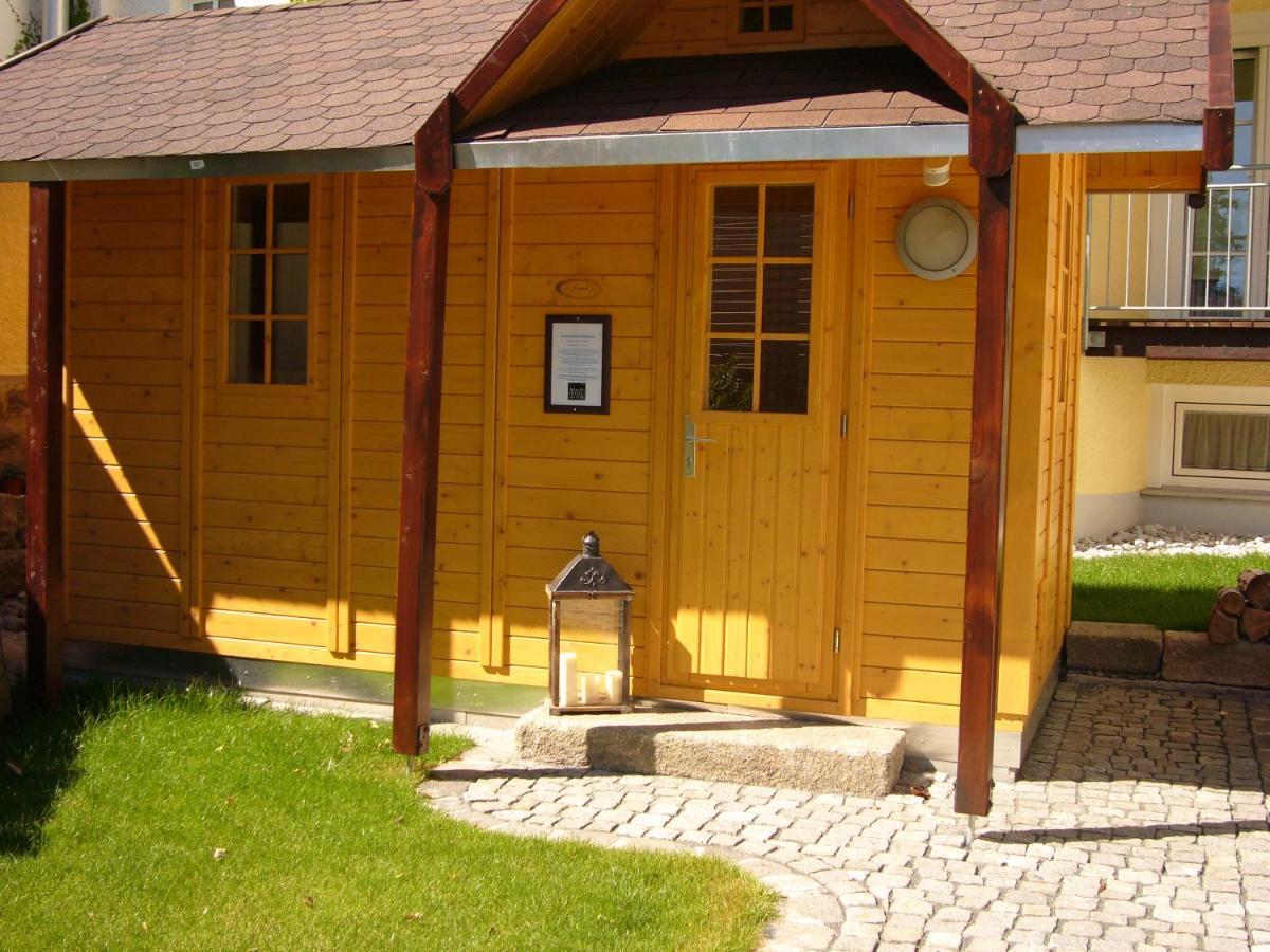 Klassik Hotel Am Tor Weiden in der Oberpfalz Exterior photo